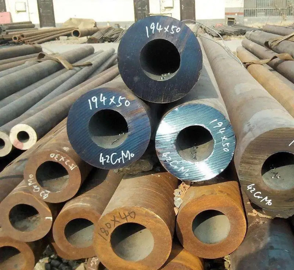 42crmo 大口徑厚壁無(wú)縫鋼管 Q345無(wú)縫管
